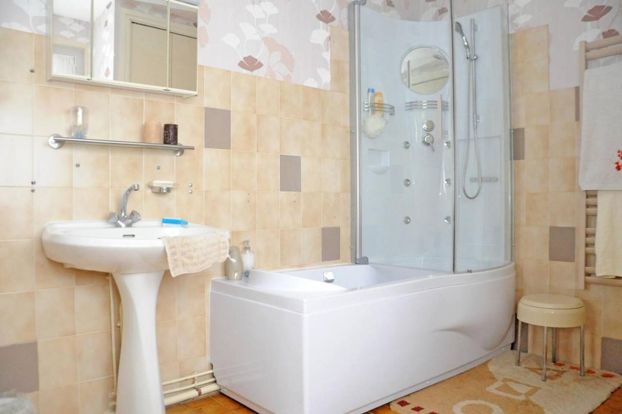 1 Bedroom House 20Min Walk To Centre In تورنو المظهر الخارجي الصورة